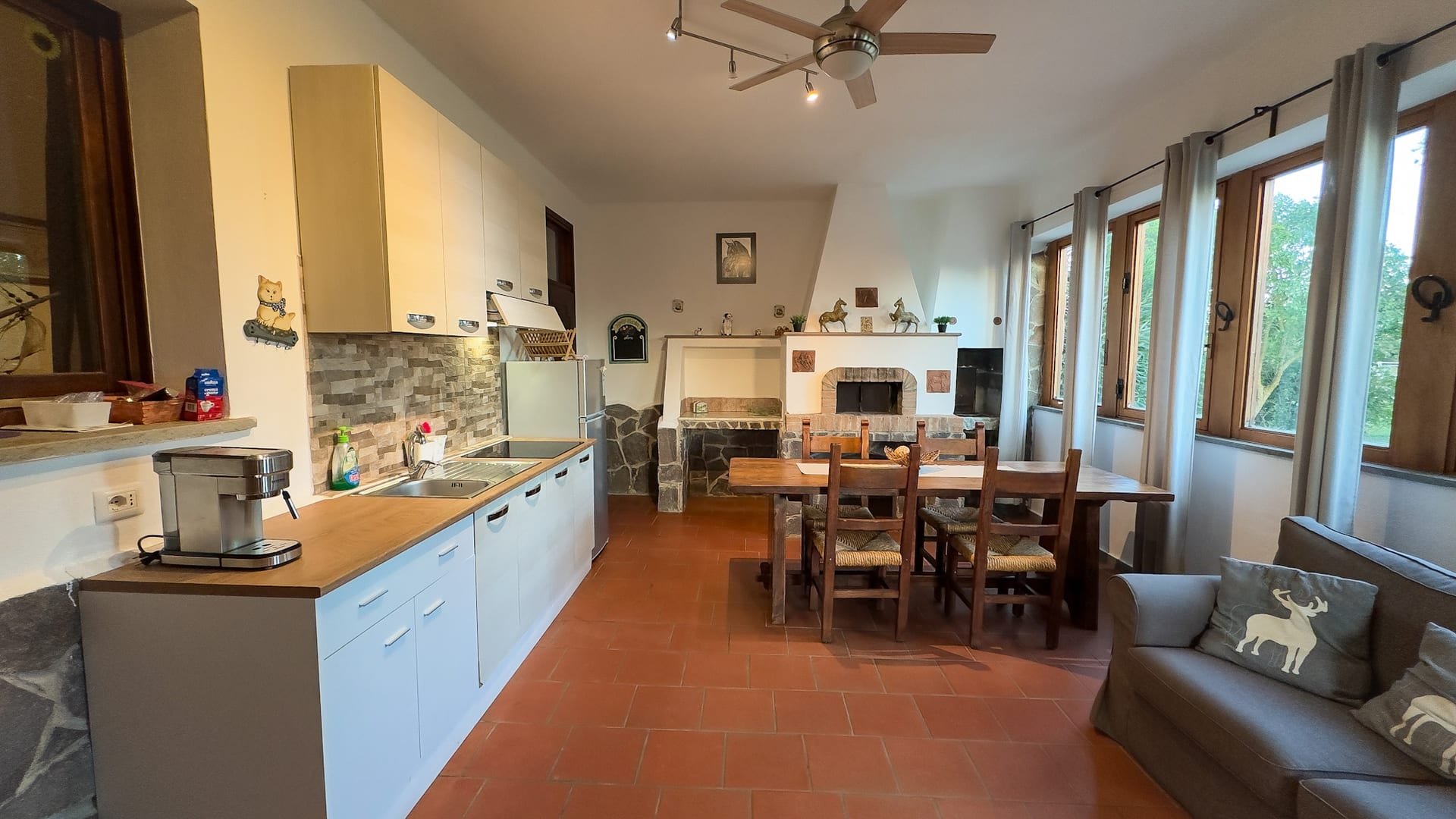 Freistehendes Landhaus mit Pool, Castiglione della Pescaia — Ansicht 12