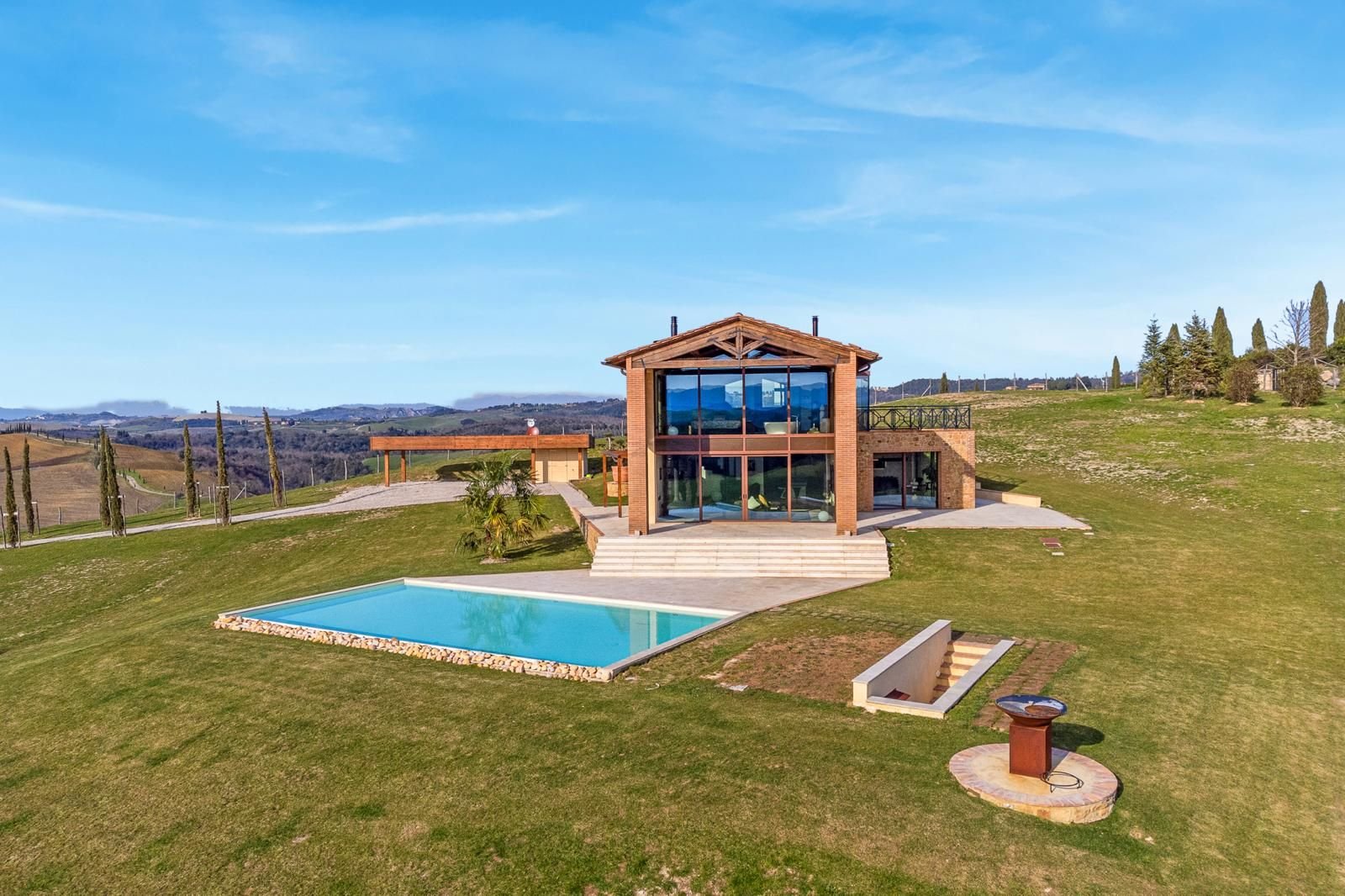 Designer-Villa mit Infinity-Pool