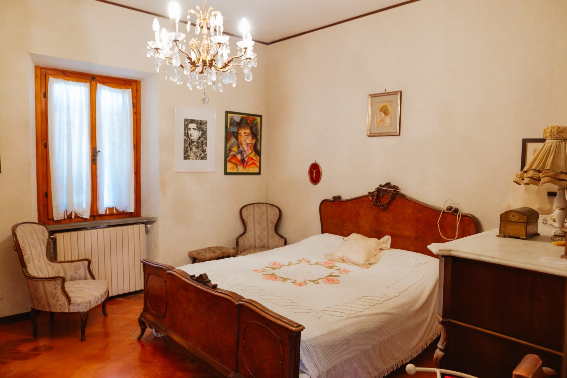 Villa mit Olivenhain, Pool und Panoramablick — Ansicht 8